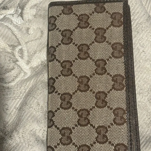 Gucci GG Canvas Tote Bag - Picture 8 of 12